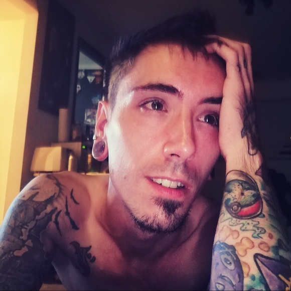 Meet your Posher, Luke - Picture 1 of 1